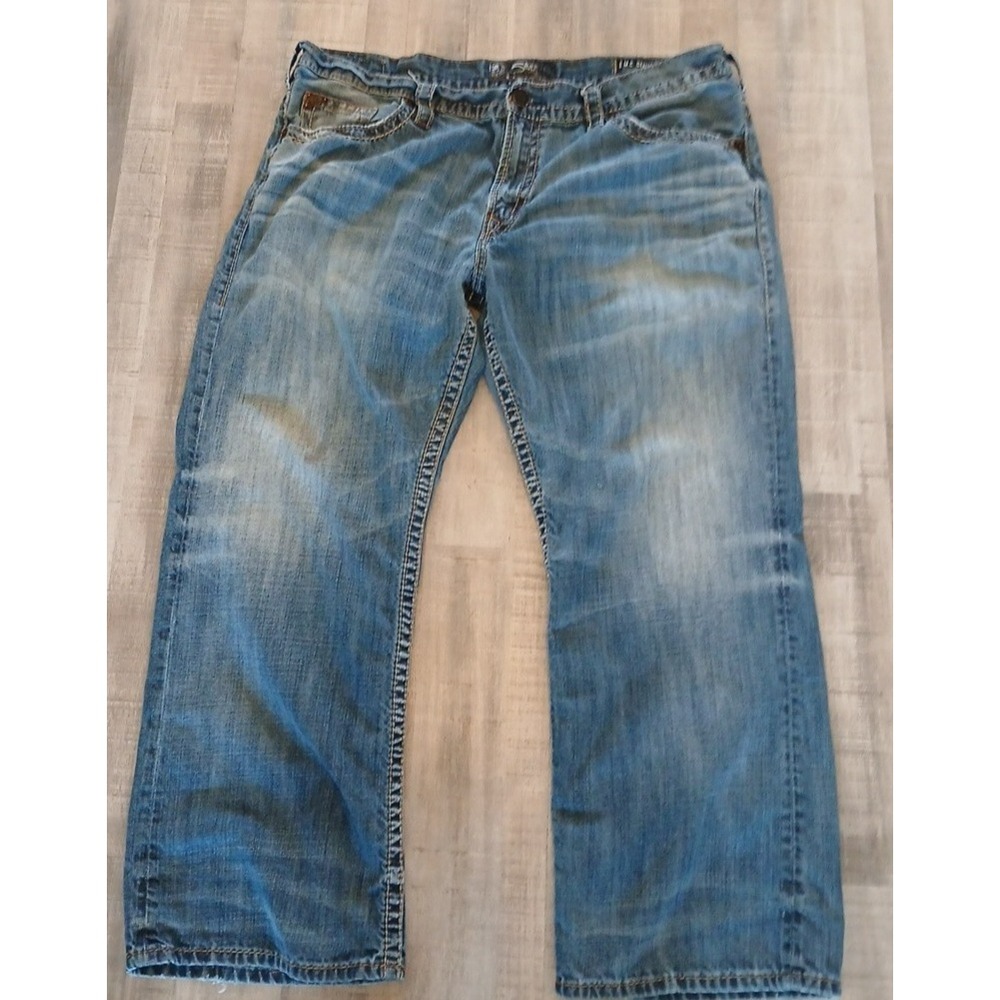 Mens Silver Jeans Co. Gordie 40x30 Distressed patches whiskers E.M.C denim